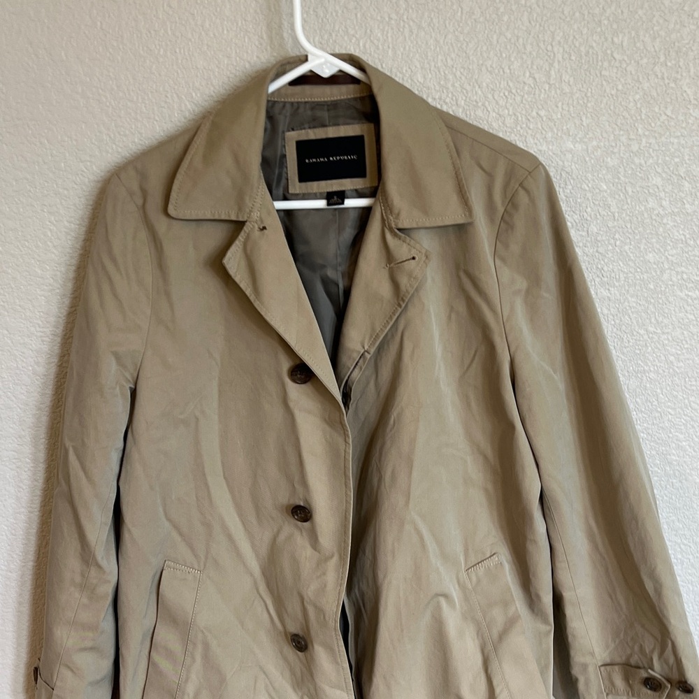 Banana Republic Beige Trench Coat